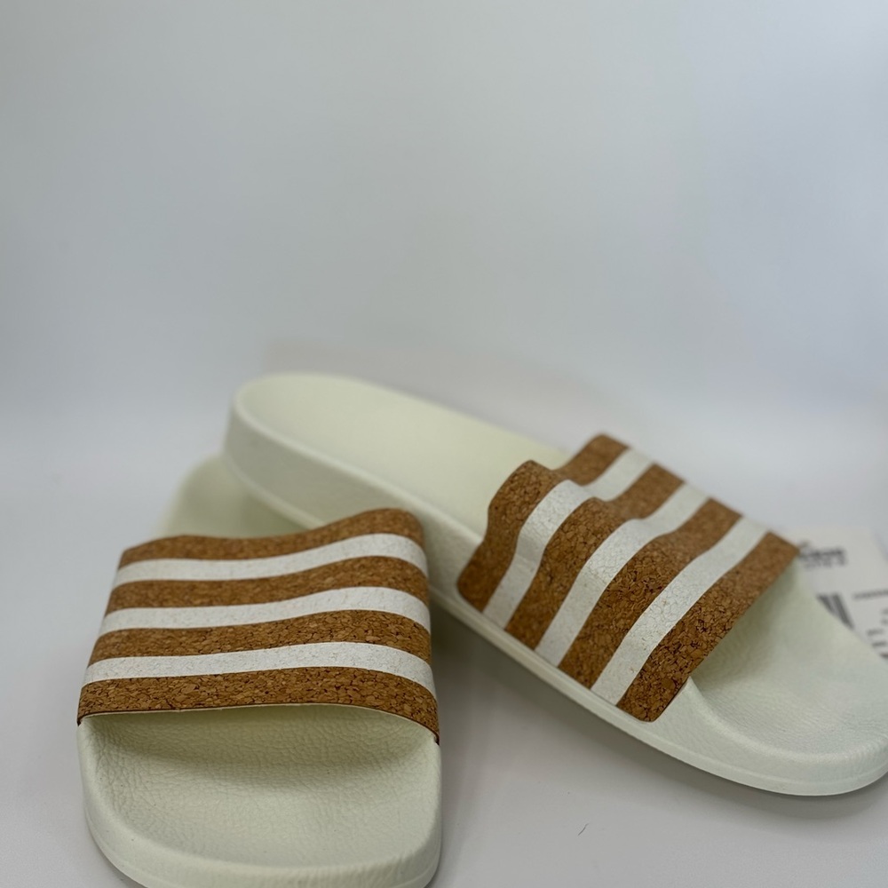 NWT Adidas Adilette Slides 'Cork in Size 8 - Picture 5 of 13